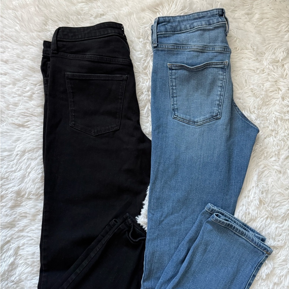 Universal Thread Women's Black and Blue Straight Leg Jeans